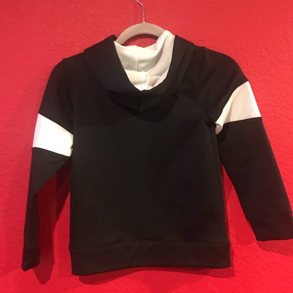 Boy's Darth Vader Hoodie - Picture 2 of 2